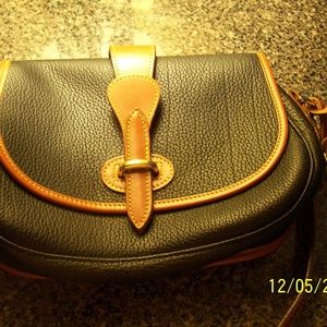 VINTAGE DOONEY & BOURKE BLACK DUCK BAG EXLNT COND